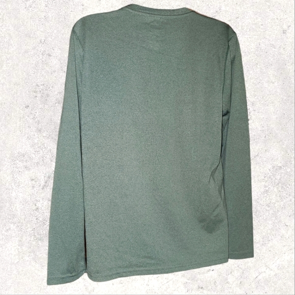 Green Bay Packers Long-Sleeved Tee - Picture 3 of 12